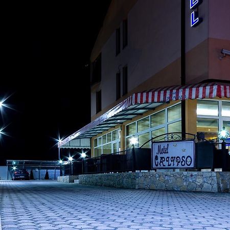 Motel Calypso Травник Екстериор снимка