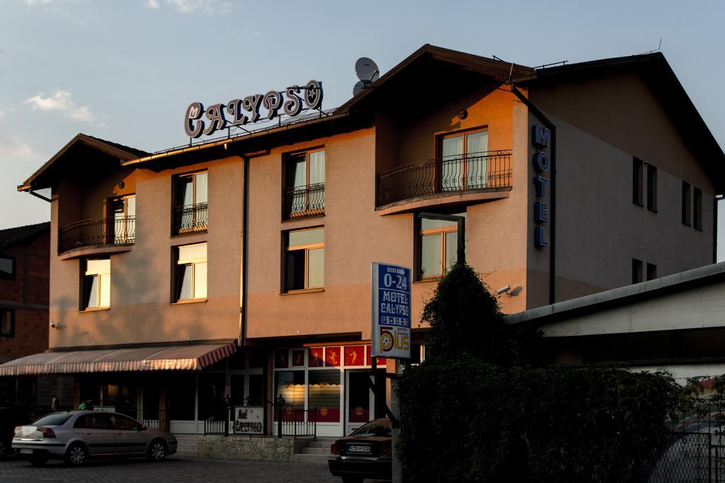 Motel Calypso Травник Екстериор снимка
