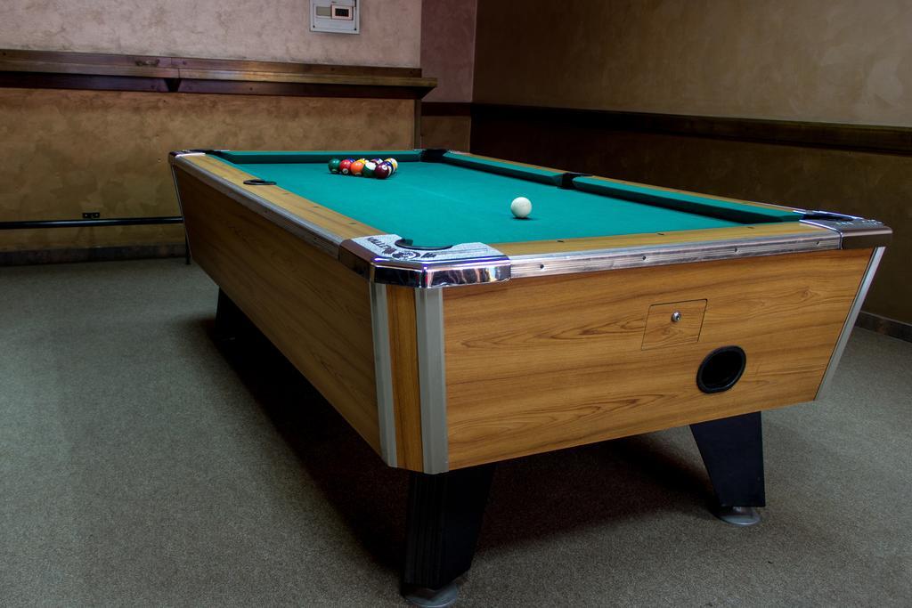 Motel Calypso Травник Екстериор снимка