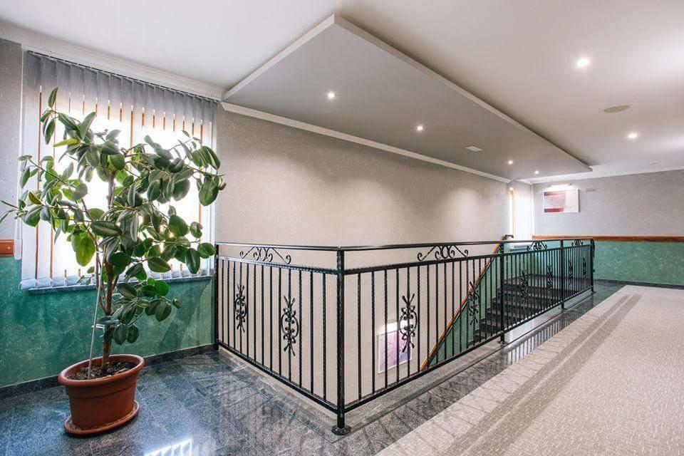 Motel Calypso Травник Екстериор снимка